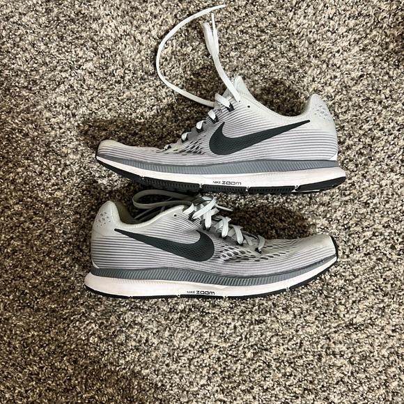 Nike Air Zoom Pegasus - Picture 2 of 4